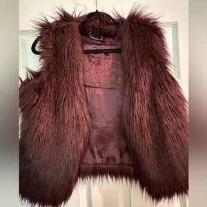 EXPRESS faux fur maroon vest, small